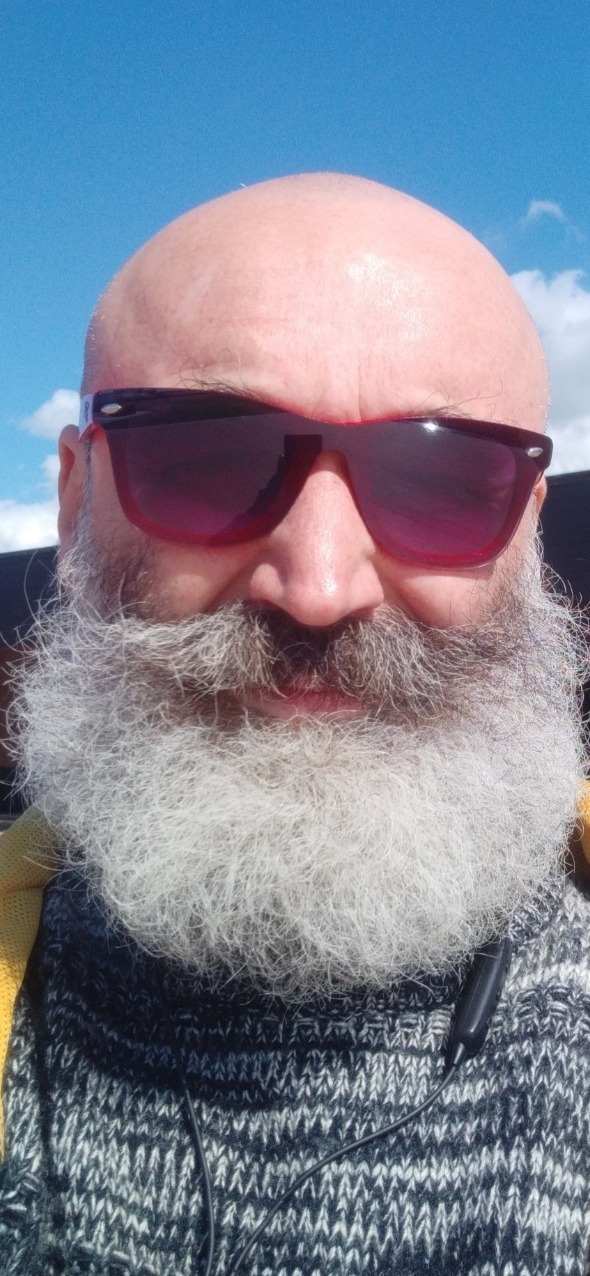 ΠΠΎΡΠΈΡ ΠΠΎΡΠΈΡ - Π΄ΠΈΠ·Π°ΠΉΠ½Π΅Ρ, Ρ
ΡΠ΄ΠΎΠΆΠ½ΠΈΠΊ